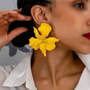 NEW Naiya Mustard Yellow Large Orchid Tropical Flower Statement Earrings